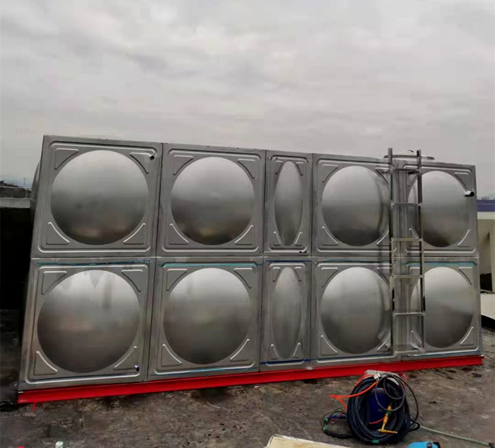 不銹鋼水箱的內件材質是什么？